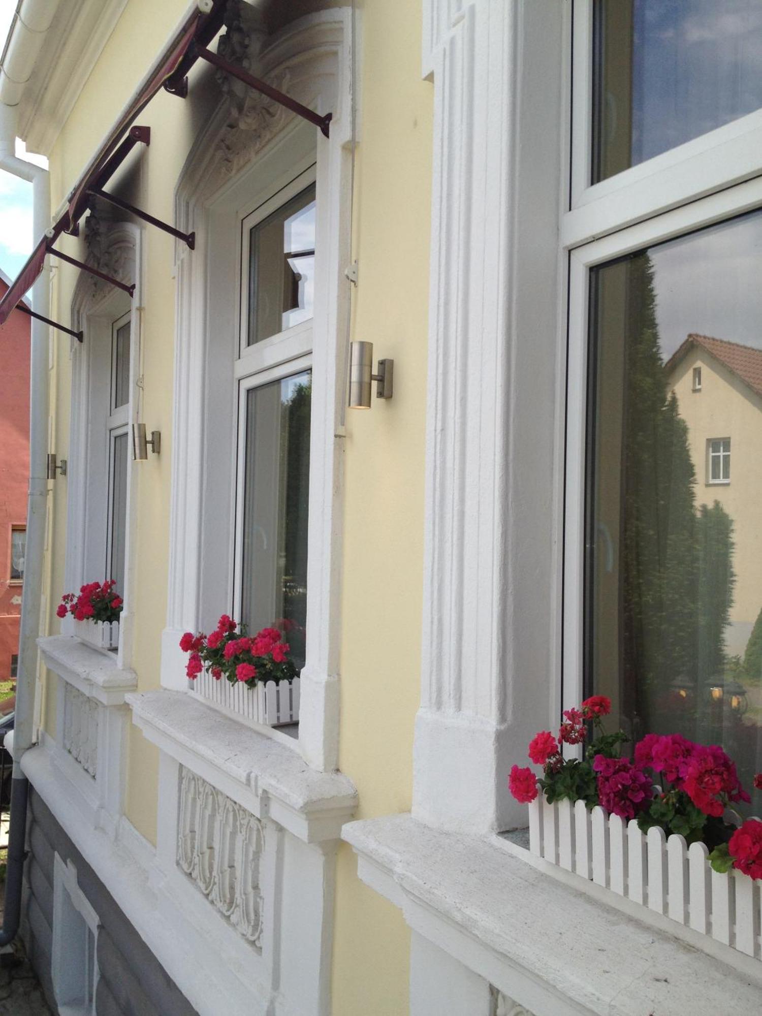 Hotel Berliner Hof à Dallgow-Doeberitz Extérieur photo